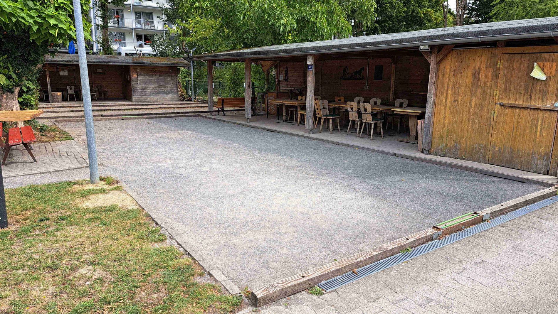 Foto eines Bouleplatzes